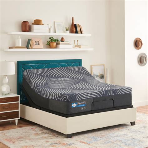 Mattress hub - Mar 8, 2024 · Due to its flippable design, the Layla Hybrid offers two firmness levels in one mattress: medium soft (4) and firm (7). We found this flexible design accommodates a diverse range of sleepers, ensuring optimal support and pressure relief for most people regardless of your body type or preferred sleep position. 